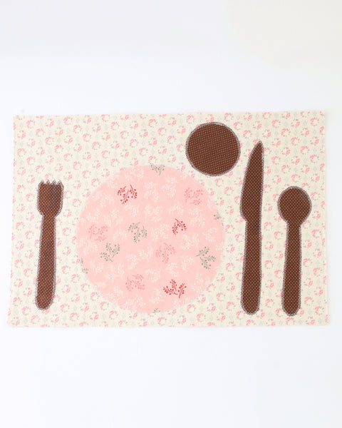 Children’s Placemat — Cream Floral
